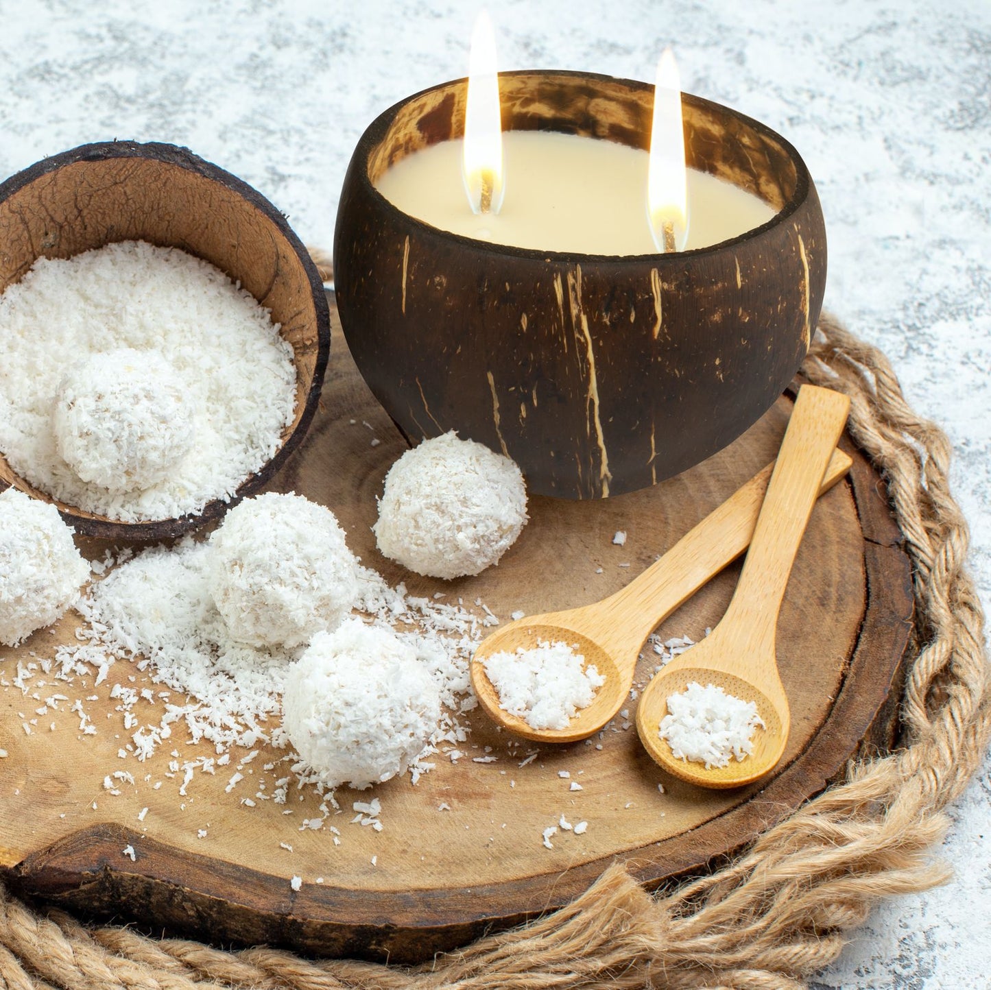 Eco-friendly gift set with coconut soy wax candle and natural coconut shell bowl – sustainable gifting combo.