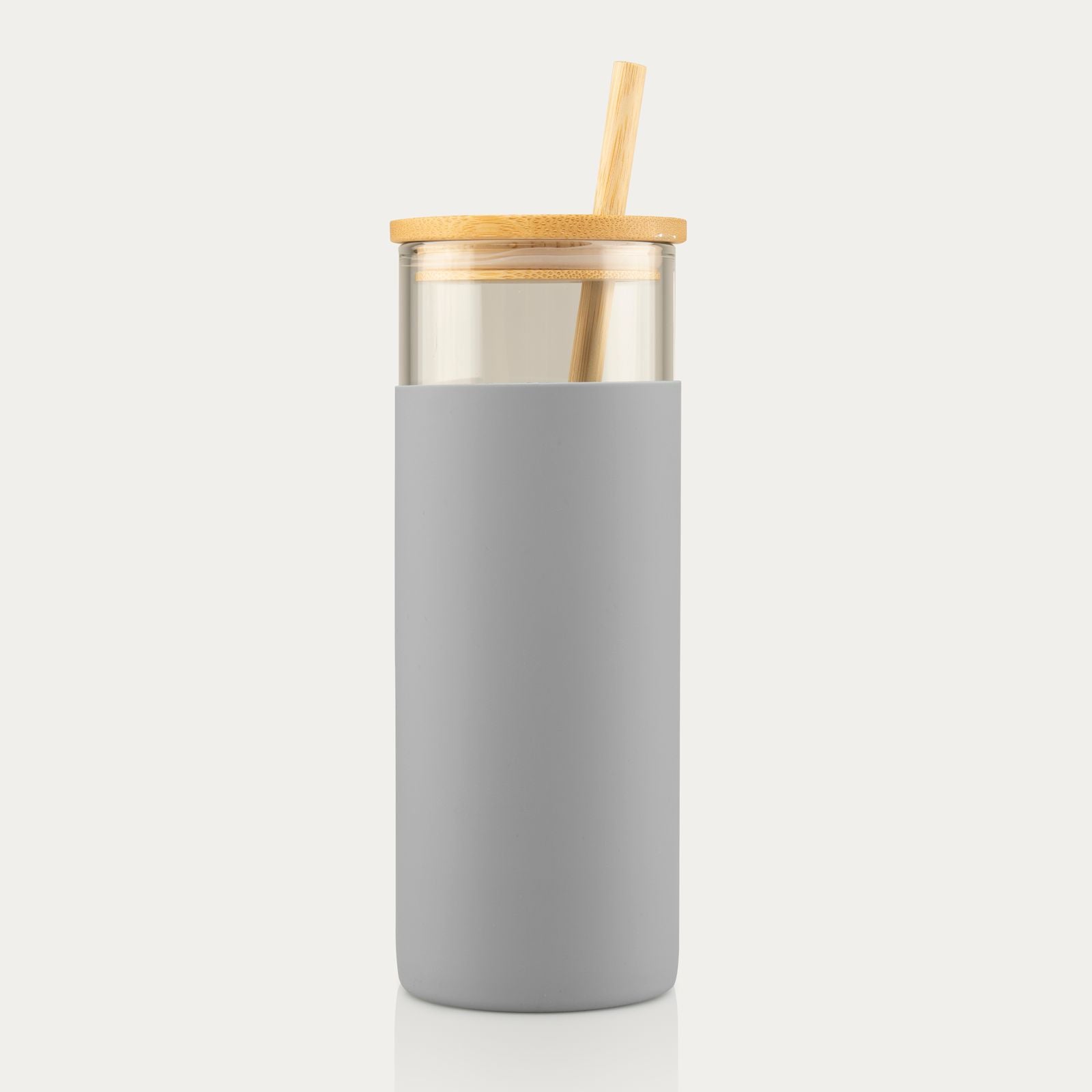 Eco-friendly borosilicate glass sipper with bamboo lid – reusable, durable, and sustainable drinkware.