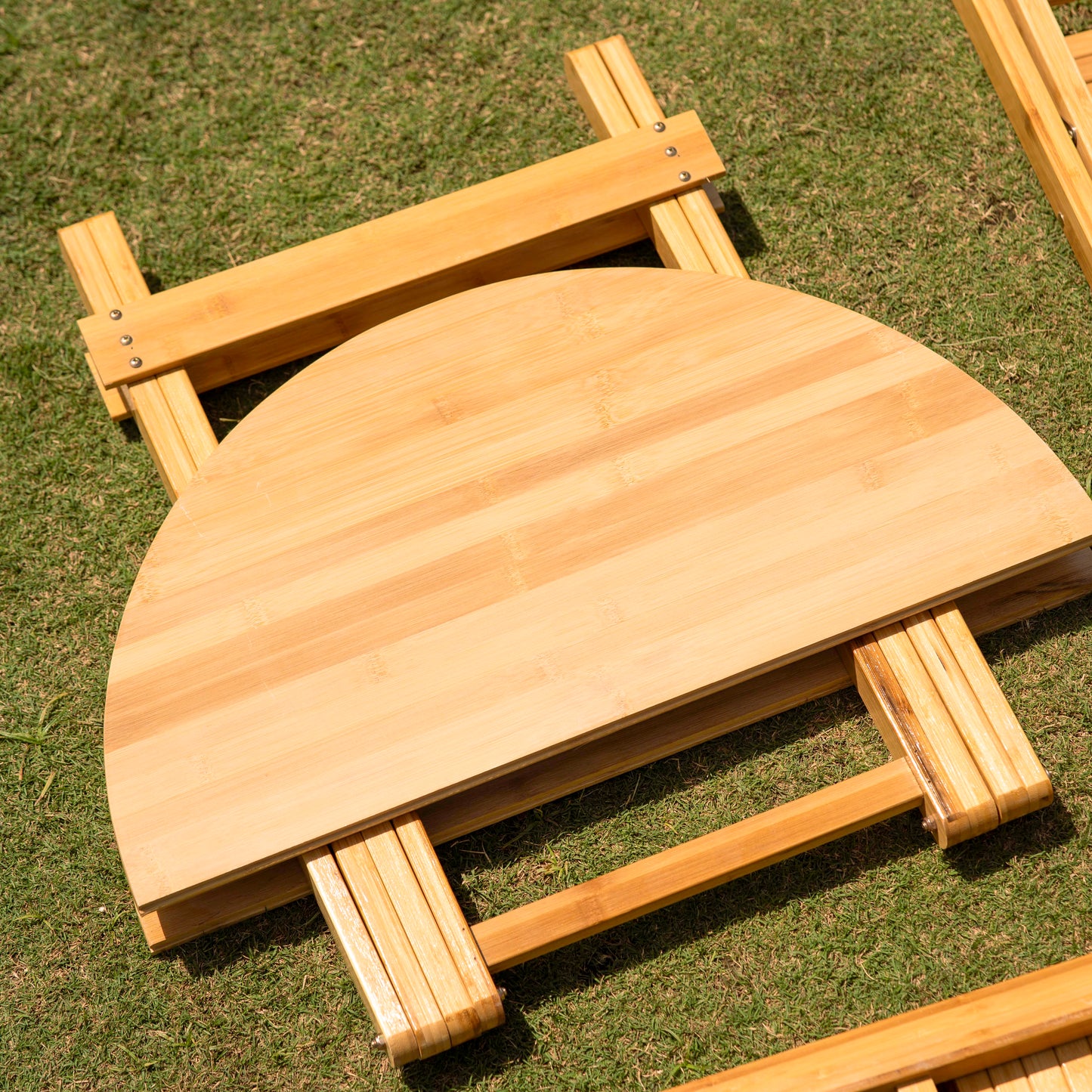 Bamboo Round Coffee Table | Minimalistic Folding Bamboo Table