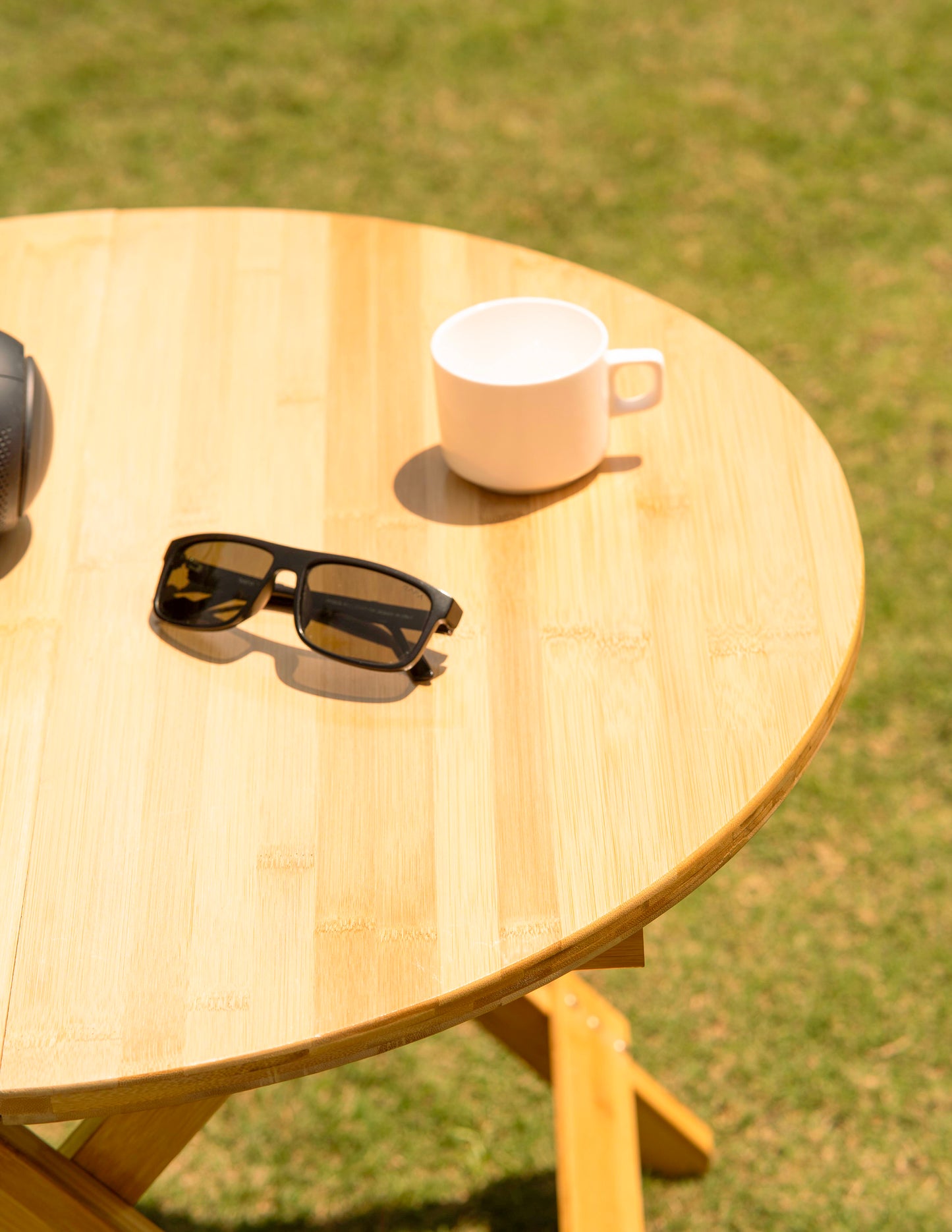 Bamboo Round Coffee Table | Minimalistic Folding Bamboo Table