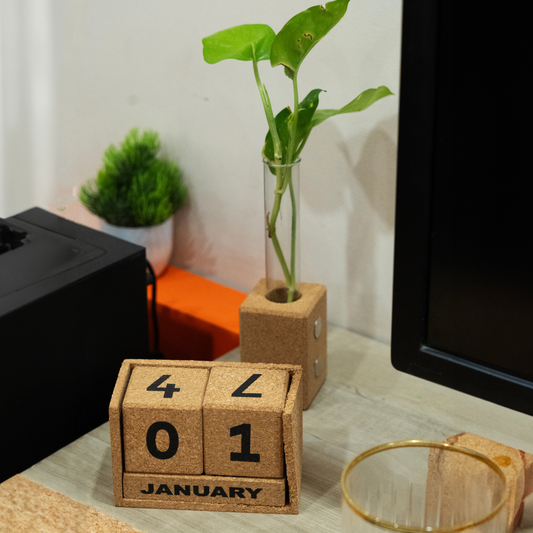Cork Calendar | Eco-Friendly & Stylish Desk Organizer | Sustainable Cork Planner